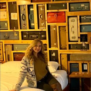 Meet your Posher, Sonya